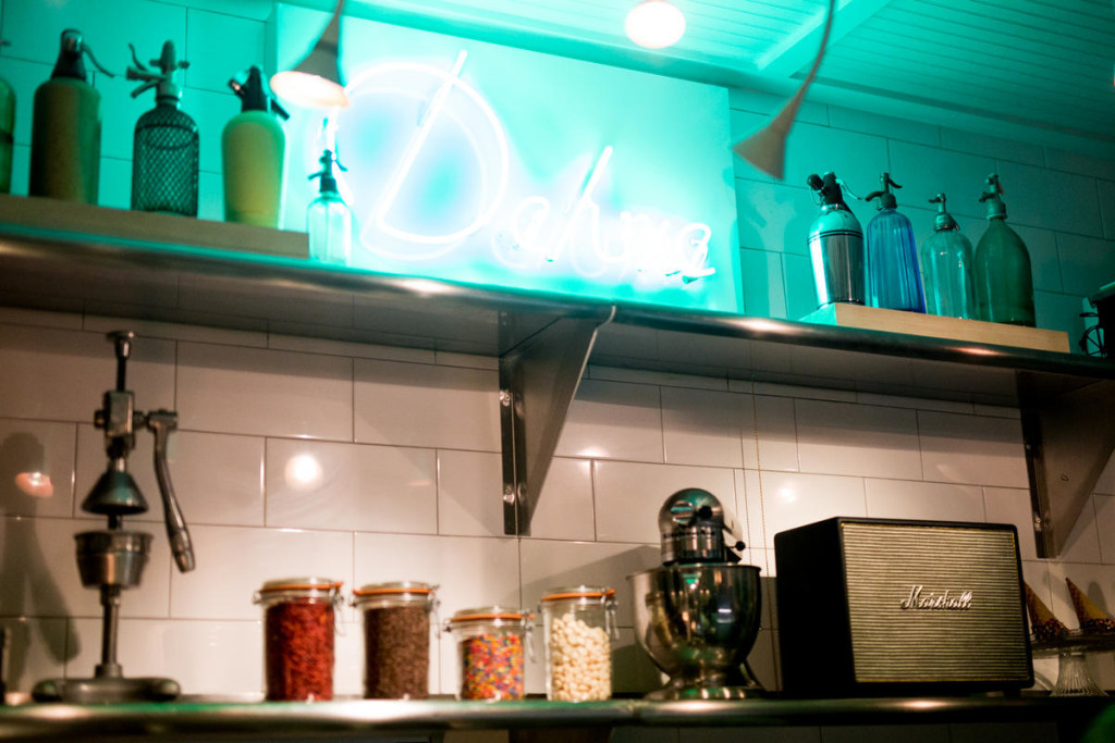 I need some more neon in my kitchen at home.